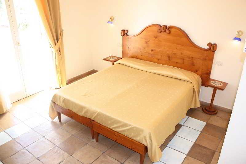 Hotel Belvedere Sperlonga Buitenkant foto