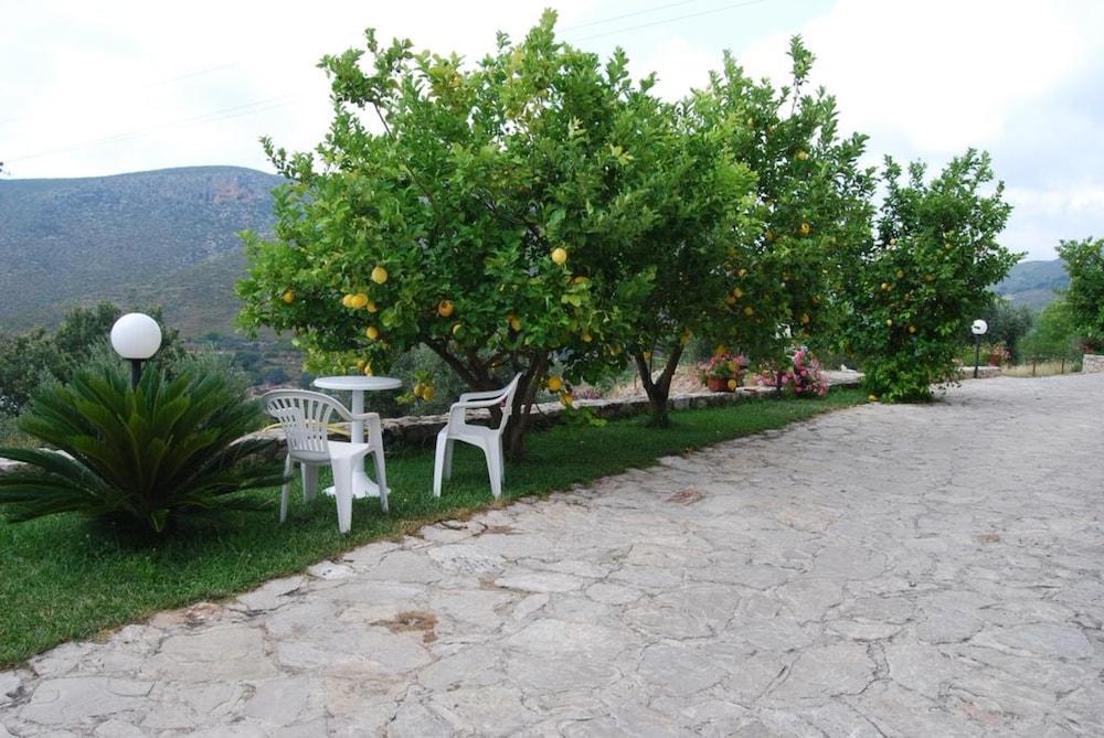 Hotel Belvedere Sperlonga Buitenkant foto